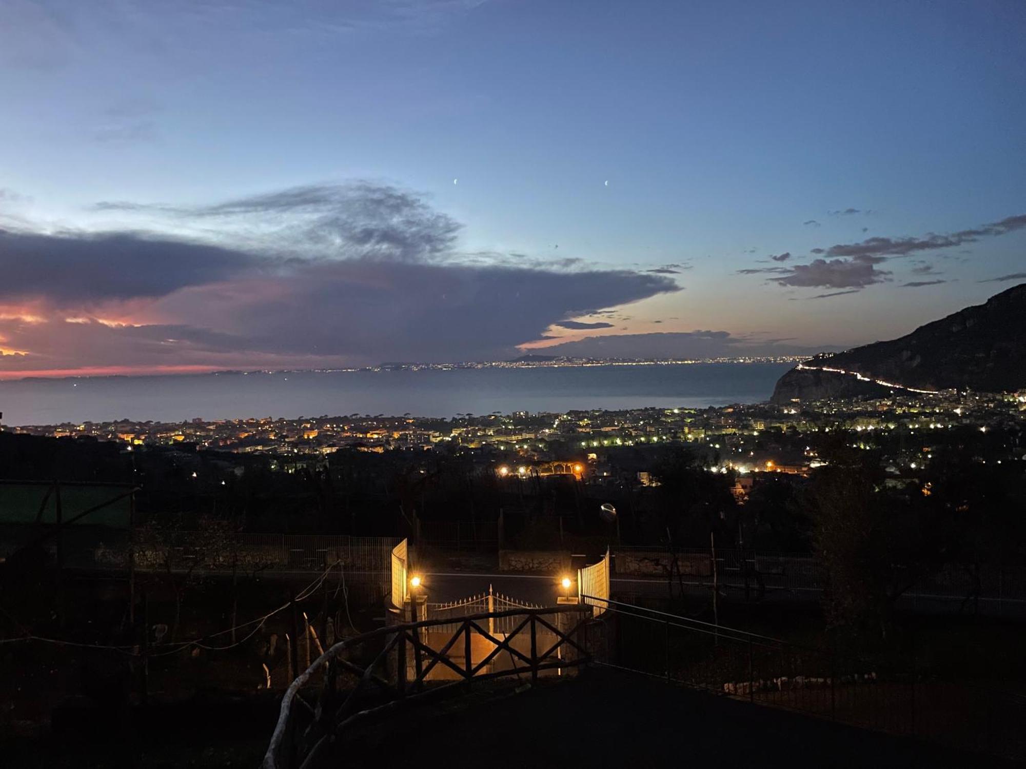 Sky View Villa Piano di Sorrento Exterior photo